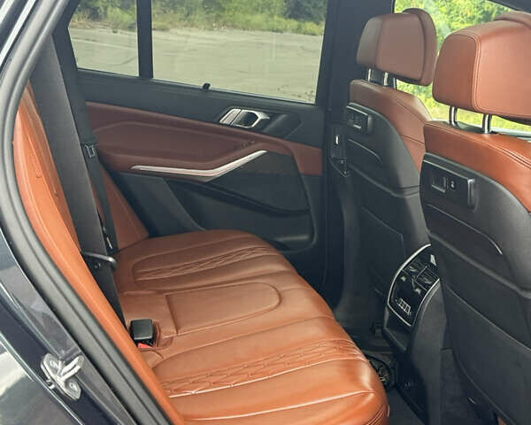 Серый БМВ Х5, объемом двигателя 3 л и пробегом 31 тыс. км за 79000 $, фото 38 на Automoto.ua