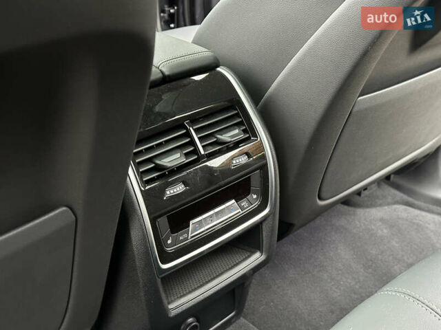 Серый БМВ Х5, объемом двигателя 3 л и пробегом 67 тыс. км за 62700 $, фото 29 на Automoto.ua