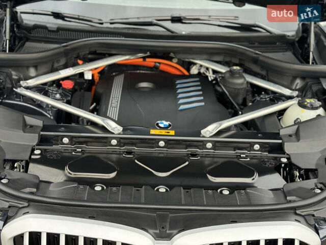 Серый БМВ Х5, объемом двигателя 3 л и пробегом 31 тыс. км за 79000 $, фото 50 на Automoto.ua