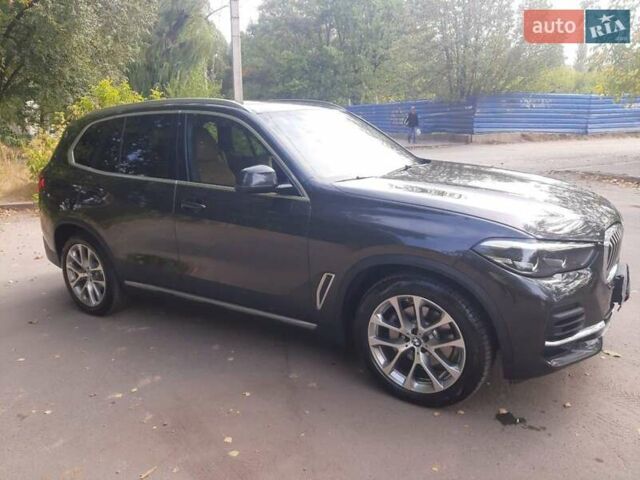 Серый БМВ Х5, объемом двигателя 4 л и пробегом 20 тыс. км за 61300 $, фото 6 на Automoto.ua