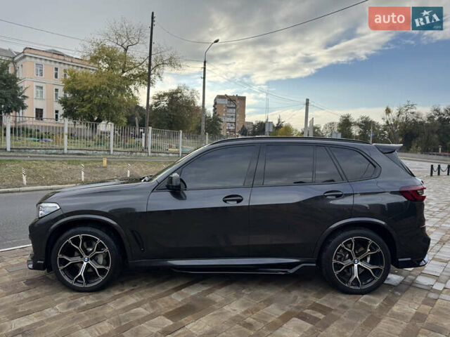 БМВ Х5 2022 в Днепре (Днепропетровске) на Automoto.ua Серый БМВ Х5, объемом двигателя 3 л и пробегом 58 тыс. км за 67000 $, фото 3 на Automoto.ua