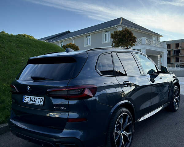 Серый БМВ Х5, объемом двигателя 3 л и пробегом 74 тыс. км за 72500 $, фото 5 на Automoto.ua