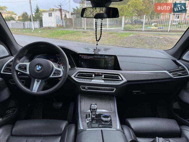 БМВ Х5 2022 в Днепре (Днепропетровске) на Automoto.ua Серый БМВ Х5, объемом двигателя 3 л и пробегом 58 тыс. км за 67000 $, фото 9 на Automoto.ua