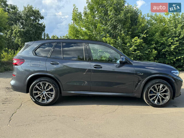 Серый БМВ Х5, объемом двигателя 3 л и пробегом 31 тыс. км за 79000 $, фото 8 на Automoto.ua