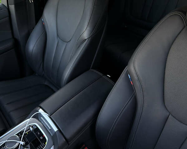 Серый БМВ Х5, объемом двигателя 3 л и пробегом 76 тыс. км за 66500 $, фото 7 на Automoto.ua