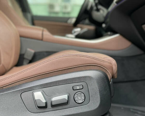 Серый БМВ Х5, объемом двигателя 3 л и пробегом 36 тыс. км за 67900 $, фото 42 на Automoto.ua