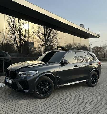 Серый БМВ Х5, объемом двигателя 3 л и пробегом 55 тыс. км за 59800 $, фото 5 на Automoto.ua