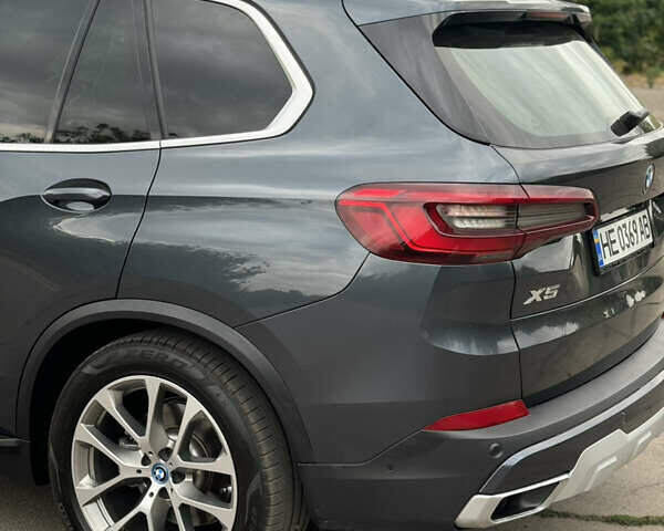 Серый БМВ Х5, объемом двигателя 3 л и пробегом 31 тыс. км за 79000 $, фото 33 на Automoto.ua