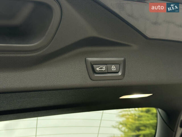 Серый БМВ Х5, объемом двигателя 3 л и пробегом 67 тыс. км за 62700 $, фото 24 на Automoto.ua