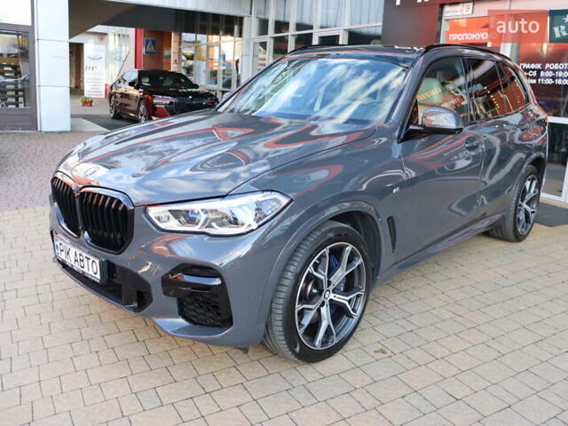 Сірий БМВ Х5, об'ємом двигуна 3 л та пробігом 70 тис. км за 75900 $, фото 1 на Automoto.ua