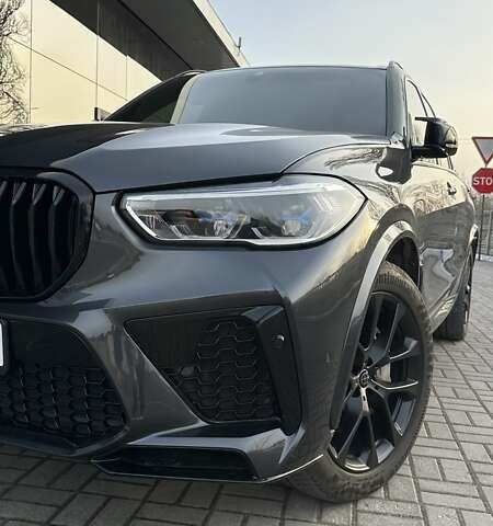 Серый БМВ Х5, объемом двигателя 3 л и пробегом 55 тыс. км за 59800 $, фото 34 на Automoto.ua