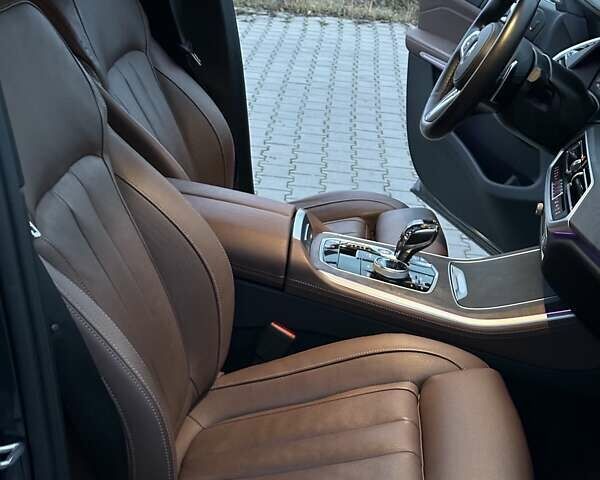 Серый БМВ Х5, объемом двигателя 2.99 л и пробегом 86 тыс. км за 74000 $, фото 47 на Automoto.ua