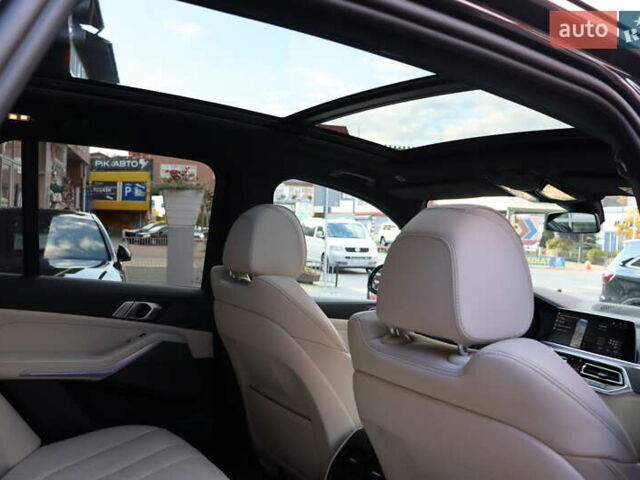 Сірий БМВ Х5, об'ємом двигуна 3 л та пробігом 70 тис. км за 75900 $, фото 45 на Automoto.ua