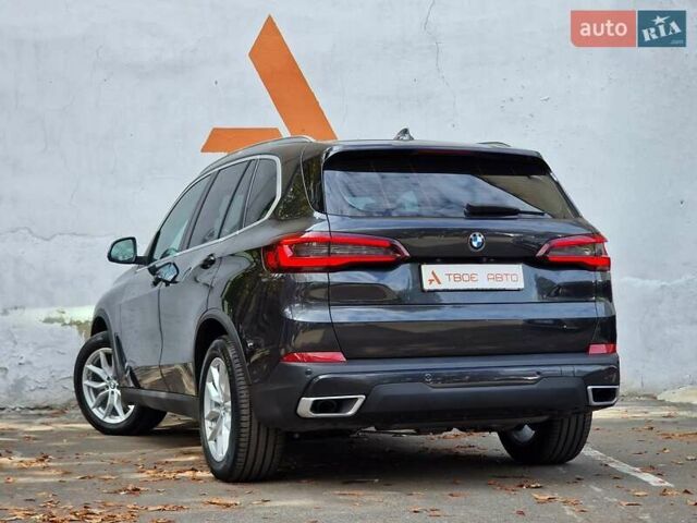 Серый БМВ Х5, объемом двигателя 2.99 л и пробегом 35 тыс. км за 74990 $, фото 28 на Automoto.ua