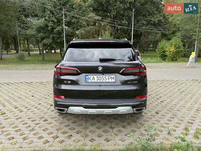 Серый БМВ Х5, объемом двигателя 3 л и пробегом 37 тыс. км за 62000 $, фото 4 на Automoto.ua