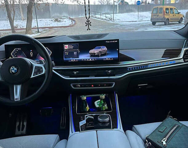 Сірий БМВ Х5, об'ємом двигуна 3 л та пробігом 21 тис. км за 93000 $, фото 5 на Automoto.ua