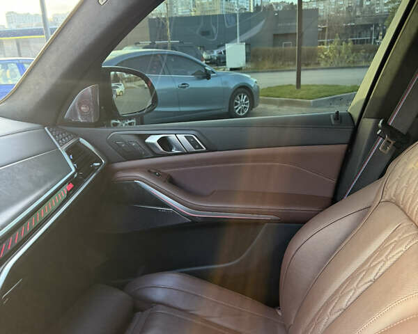 Сірий БМВ Х5, об'ємом двигуна 4.39 л та пробігом 44 тис. км за 127000 $, фото 19 на Automoto.ua