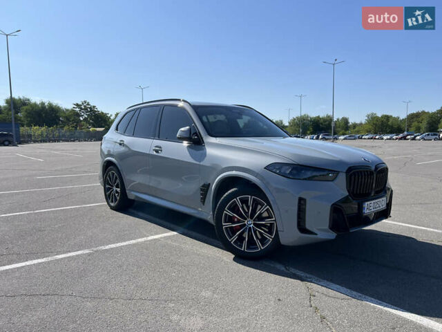 Серый БМВ Х5, объемом двигателя 3 л и пробегом 40 тыс. км за 84000 $, фото 4 на Automoto.ua