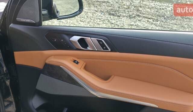 Серый БМВ Х5, объемом двигателя 3 л и пробегом 57 тыс. км за 77500 $, фото 25 на Automoto.ua