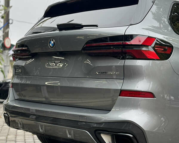 Сірий БМВ Х5, об'ємом двигуна 2.99 л та пробігом 41 тис. км за 104000 $, фото 5 на Automoto.ua