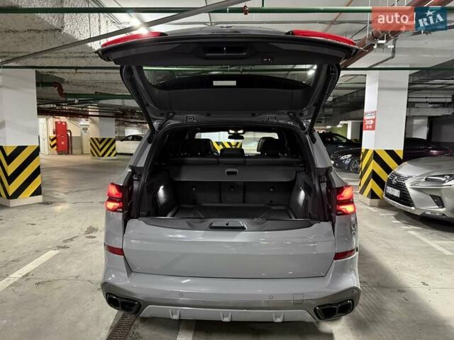 Серый БМВ Х5, объемом двигателя 4.39 л и пробегом 19 тыс. км за 105900 $, фото 79 на Automoto.ua