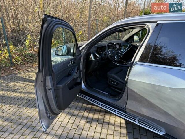 Сірий БМВ Х5, об'ємом двигуна 3 л та пробігом 23 тис. км за 79500 $, фото 32 на Automoto.ua