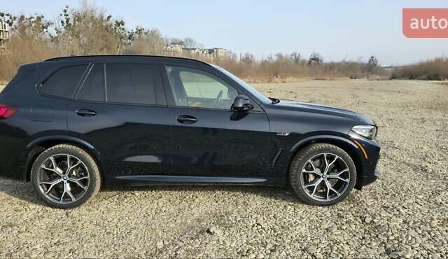 Серый БМВ Х5, объемом двигателя 3 л и пробегом 57 тыс. км за 77500 $, фото 3 на Automoto.ua