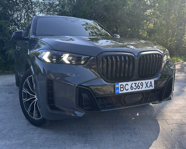 Сірий БМВ Х5, об'ємом двигуна 3 л та пробігом 13 тис. км за 107000 $, фото 3 на Automoto.ua