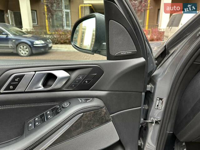 Сірий БМВ Х5, об'ємом двигуна 3 л та пробігом 65 тис. км за 70900 $, фото 49 на Automoto.ua