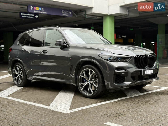 Серый БМВ Х5, объемом двигателя 3 л и пробегом 71 тыс. км за 89000 $, фото 9 на Automoto.ua