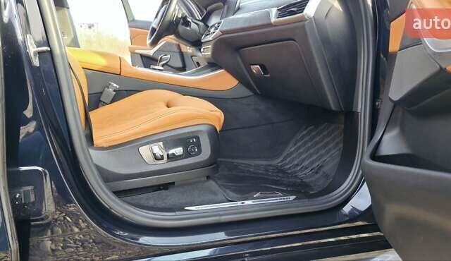 Серый БМВ Х5, объемом двигателя 3 л и пробегом 57 тыс. км за 77500 $, фото 26 на Automoto.ua