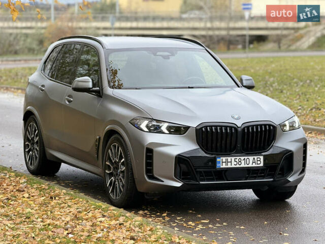 Сірий БМВ Х5, об'ємом двигуна 3 л та пробігом 50 тис. км за 94900 $, фото 1 на Automoto.ua