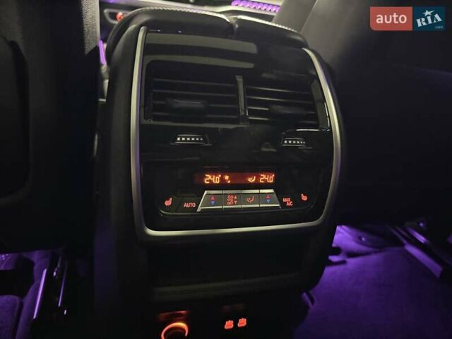 Серый БМВ Х5, объемом двигателя 4.39 л и пробегом 19 тыс. км за 105900 $, фото 69 на Automoto.ua