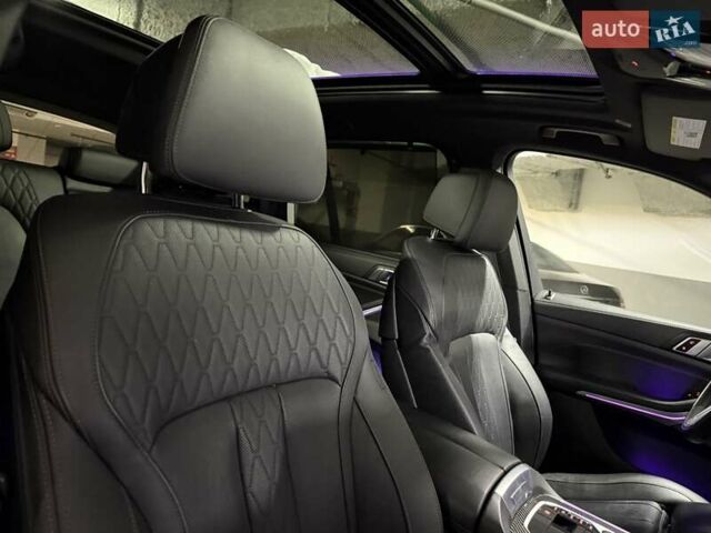 Серый БМВ Х5, объемом двигателя 4.39 л и пробегом 19 тыс. км за 105900 $, фото 78 на Automoto.ua