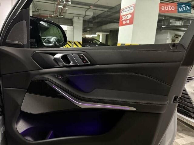 Серый БМВ Х5, объемом двигателя 4.39 л и пробегом 19 тыс. км за 105900 $, фото 73 на Automoto.ua