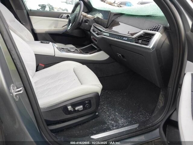 Серый БМВ Х5, объемом двигателя 3 л и пробегом 39 тыс. км за 78500 $, фото 7 на Automoto.ua