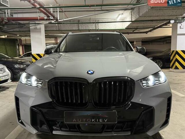 Серый БМВ Х5, объемом двигателя 4.39 л и пробегом 19 тыс. км за 105900 $, фото 3 на Automoto.ua