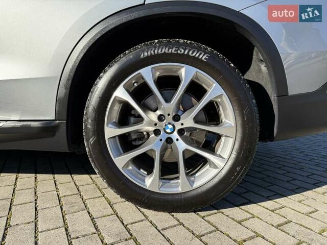 Сірий БМВ Х5, об'ємом двигуна 3 л та пробігом 23 тис. км за 79500 $, фото 13 на Automoto.ua