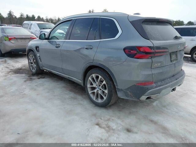 Серый БМВ Х5, объемом двигателя 3 л и пробегом 39 тыс. км за 78500 $, фото 2 на Automoto.ua