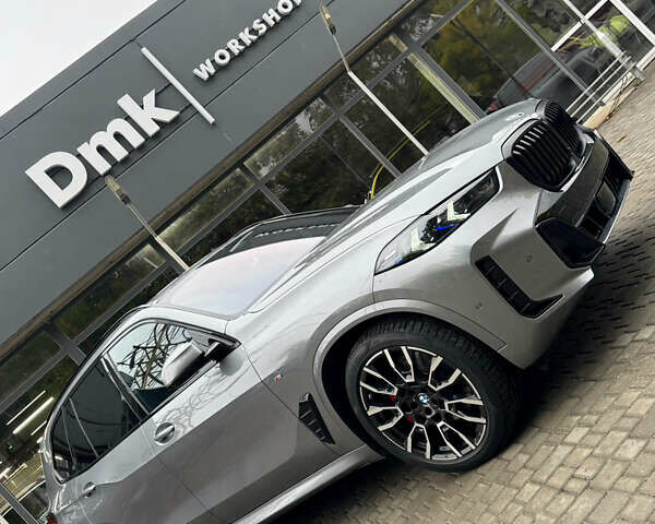 Сірий БМВ Х5, об'ємом двигуна 2.99 л та пробігом 41 тис. км за 104000 $, фото 2 на Automoto.ua