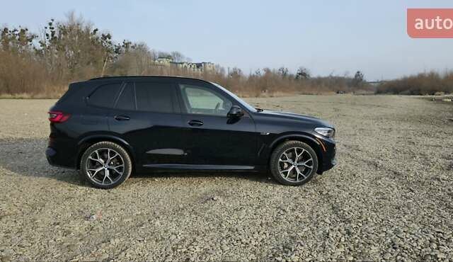 Серый БМВ Х5, объемом двигателя 3 л и пробегом 57 тыс. км за 77500 $, фото 4 на Automoto.ua