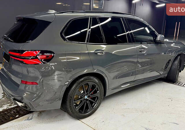 Серый БМВ Х5, объемом двигателя 3 л и пробегом 35 тыс. км за 104900 $, фото 41 на Automoto.ua