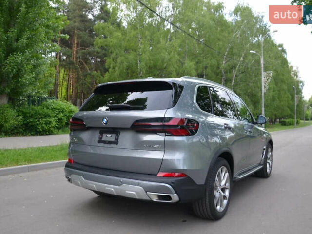 Серый БМВ Х5, объемом двигателя 3 л и пробегом 57 тыс. км за 72000 $, фото 5 на Automoto.ua