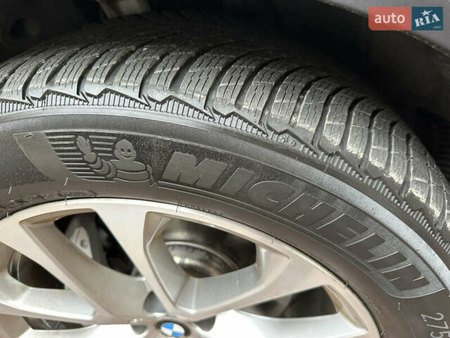 Сірий БМВ Х5, об'ємом двигуна 3 л та пробігом 65 тис. км за 70900 $, фото 63 на Automoto.ua