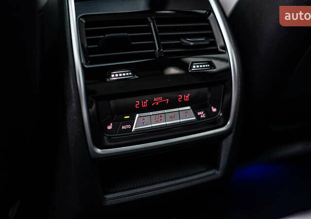 Серый БМВ Х5, объемом двигателя 3 л и пробегом 35 тыс. км за 105000 $, фото 16 на Automoto.ua