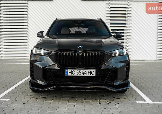 Серый БМВ Х5, объемом двигателя 3 л и пробегом 35 тыс. км за 105000 $, фото 1 на Automoto.ua