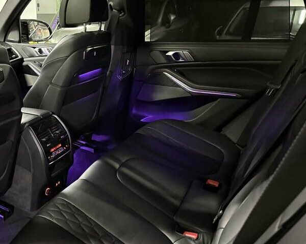 Серый БМВ Х5, объемом двигателя 4.39 л и пробегом 19 тыс. км за 105900 $, фото 63 на Automoto.ua