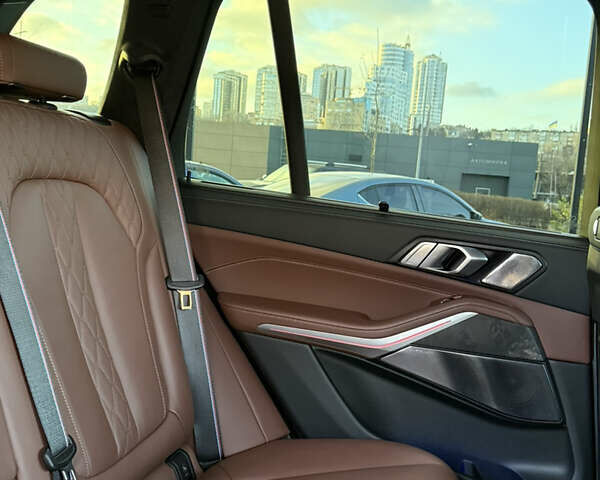 Сірий БМВ Х5, об'ємом двигуна 4.39 л та пробігом 44 тис. км за 127000 $, фото 23 на Automoto.ua