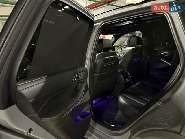 Серый БМВ Х5, объемом двигателя 4.39 л и пробегом 19 тыс. км за 105900 $, фото 59 на Automoto.ua