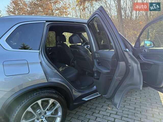 Сірий БМВ Х5, об'ємом двигуна 3 л та пробігом 23 тис. км за 79500 $, фото 35 на Automoto.ua